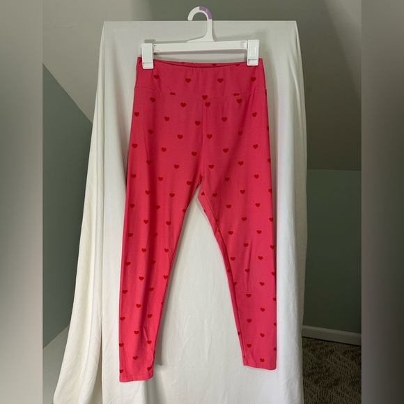 LulaRoe Pink Heart Patterned Womens Leggings One size - Picture 1 of 7